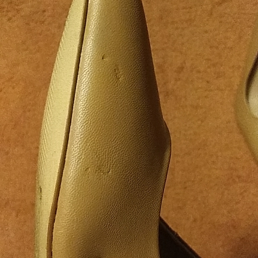 Heels - Picture 4 of 5